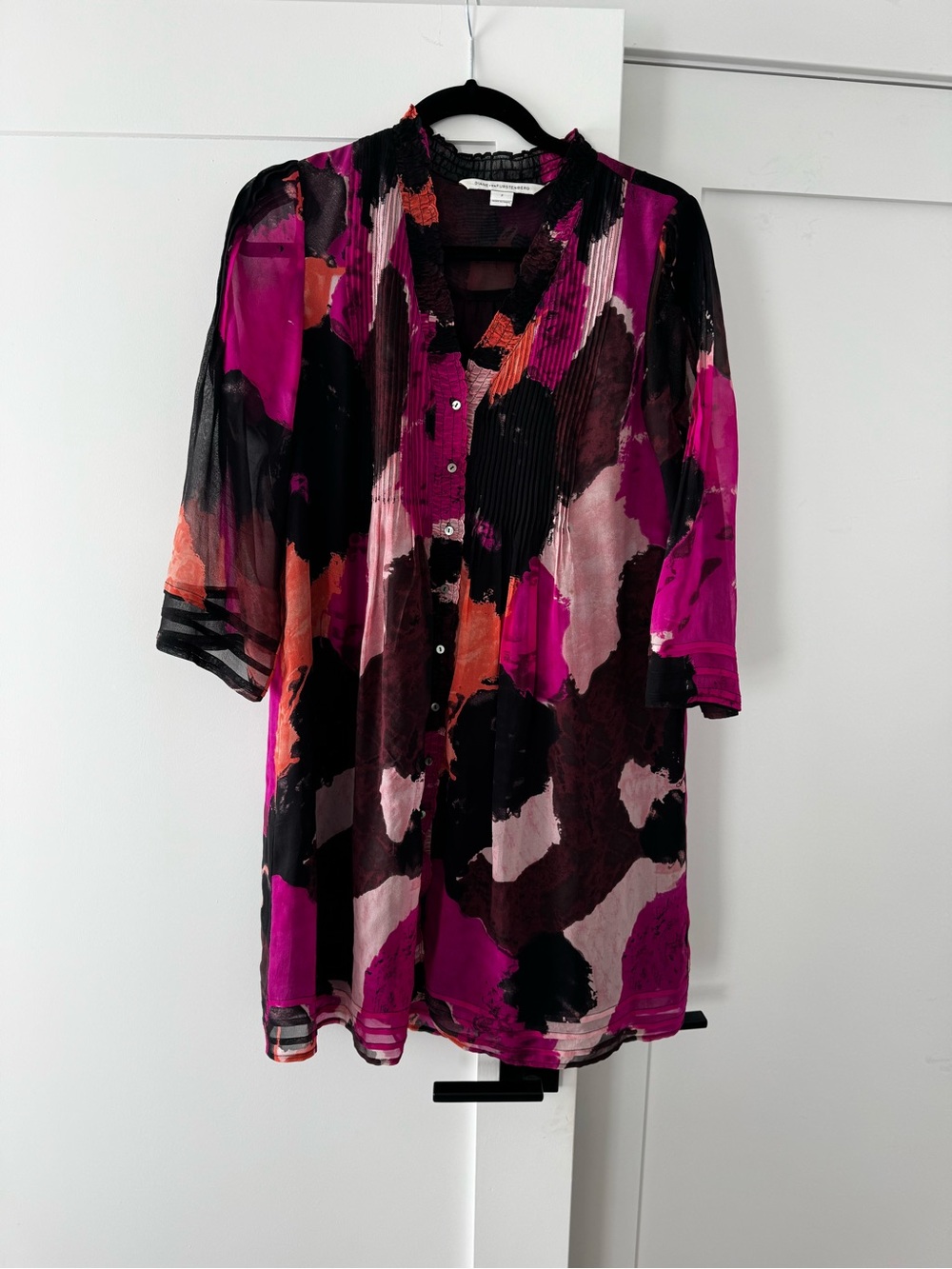 Diane Von Furstenberg Pink, Black & Orange Pleated Silk Blouse